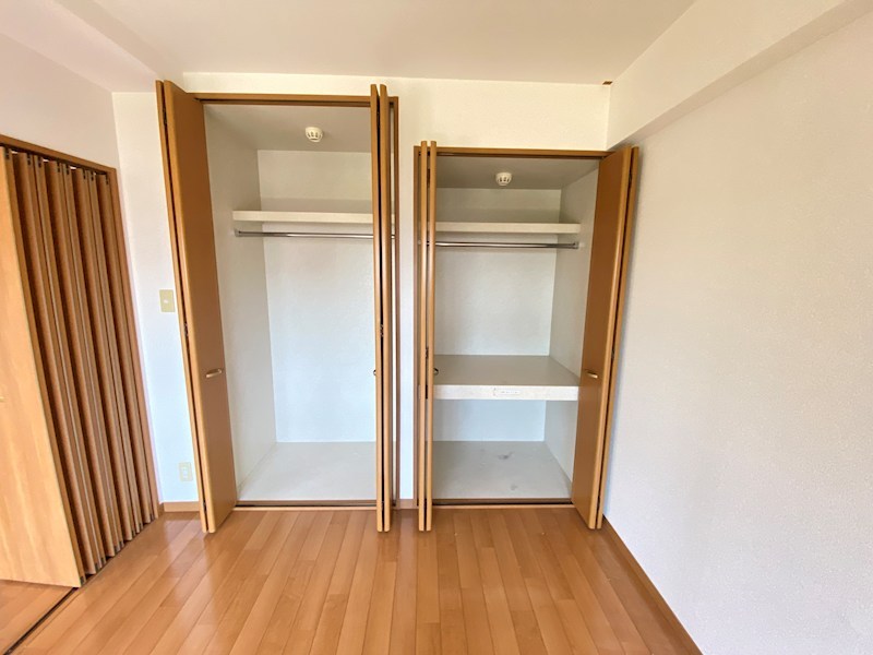 グランディール陽東 収納