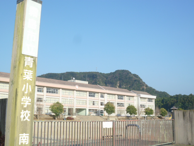 ヴィラ・ビアンカ 小学校