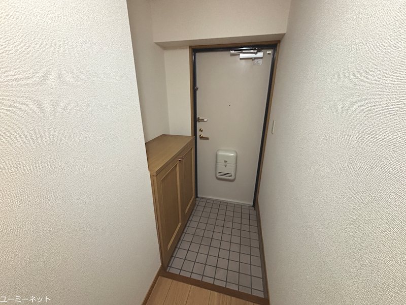 グランディールⅢ（八王寺） 玄関