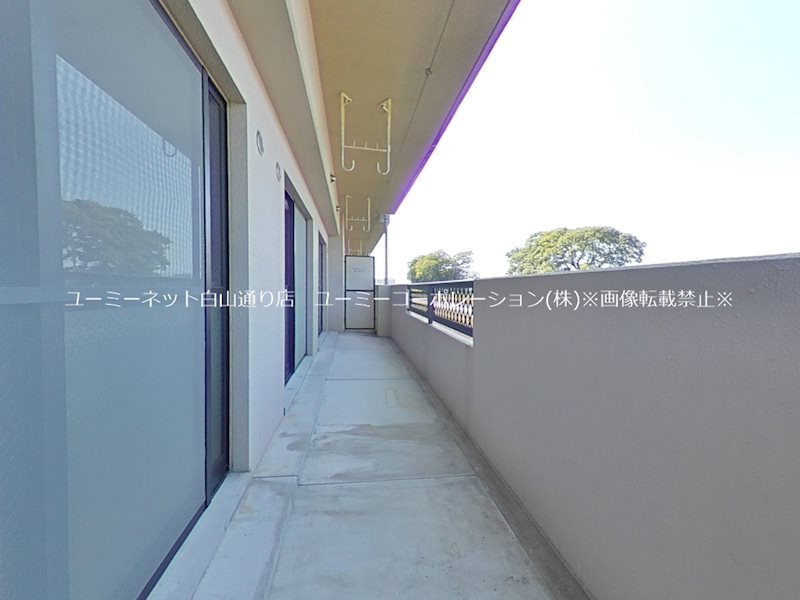 アイリステラモトⅡ ベランダ