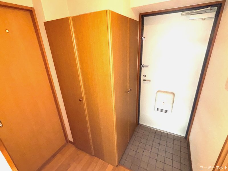 シャトレ有田 玄関