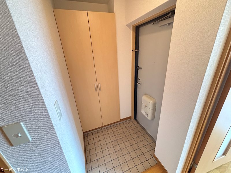 パークサイド山ノ内B 玄関
