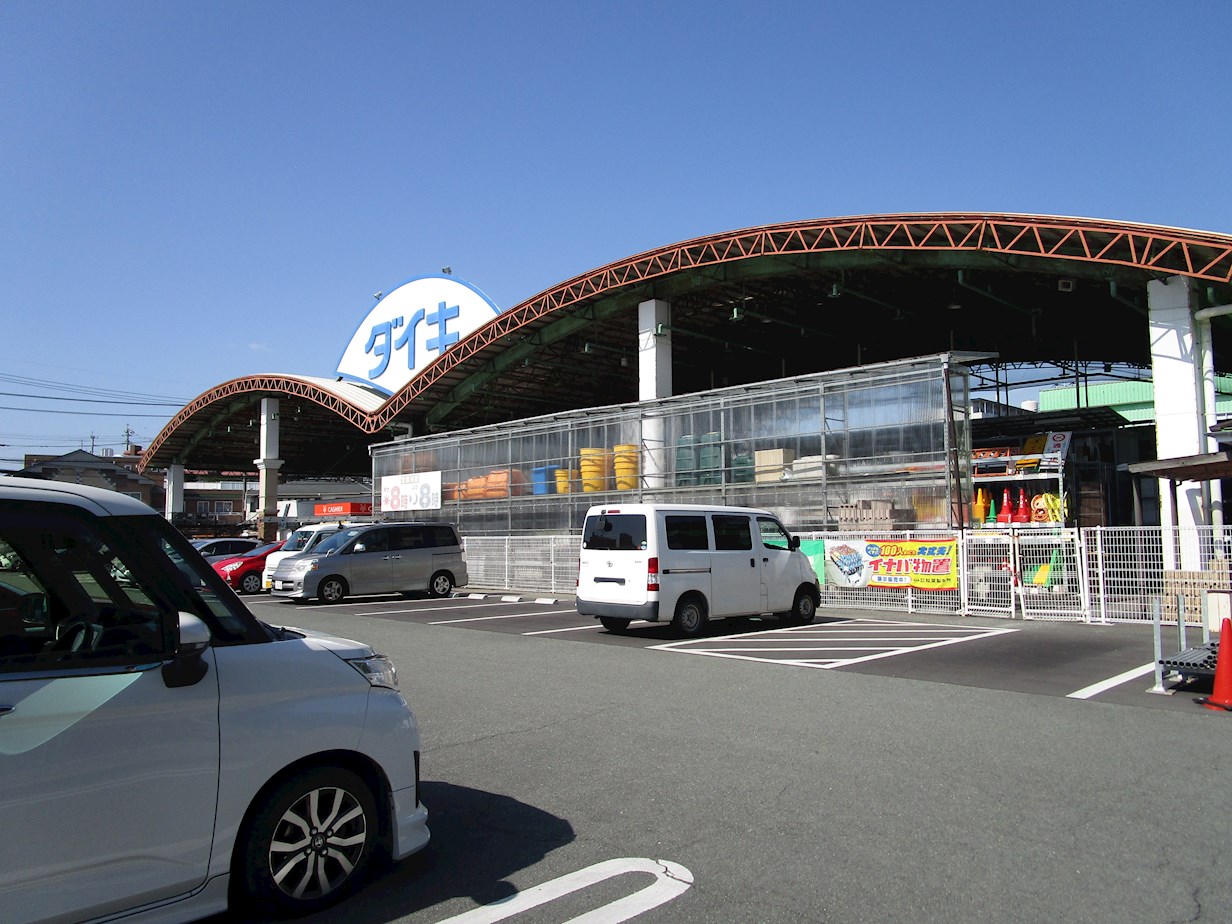 パークサイド山ノ内B ホームセンター