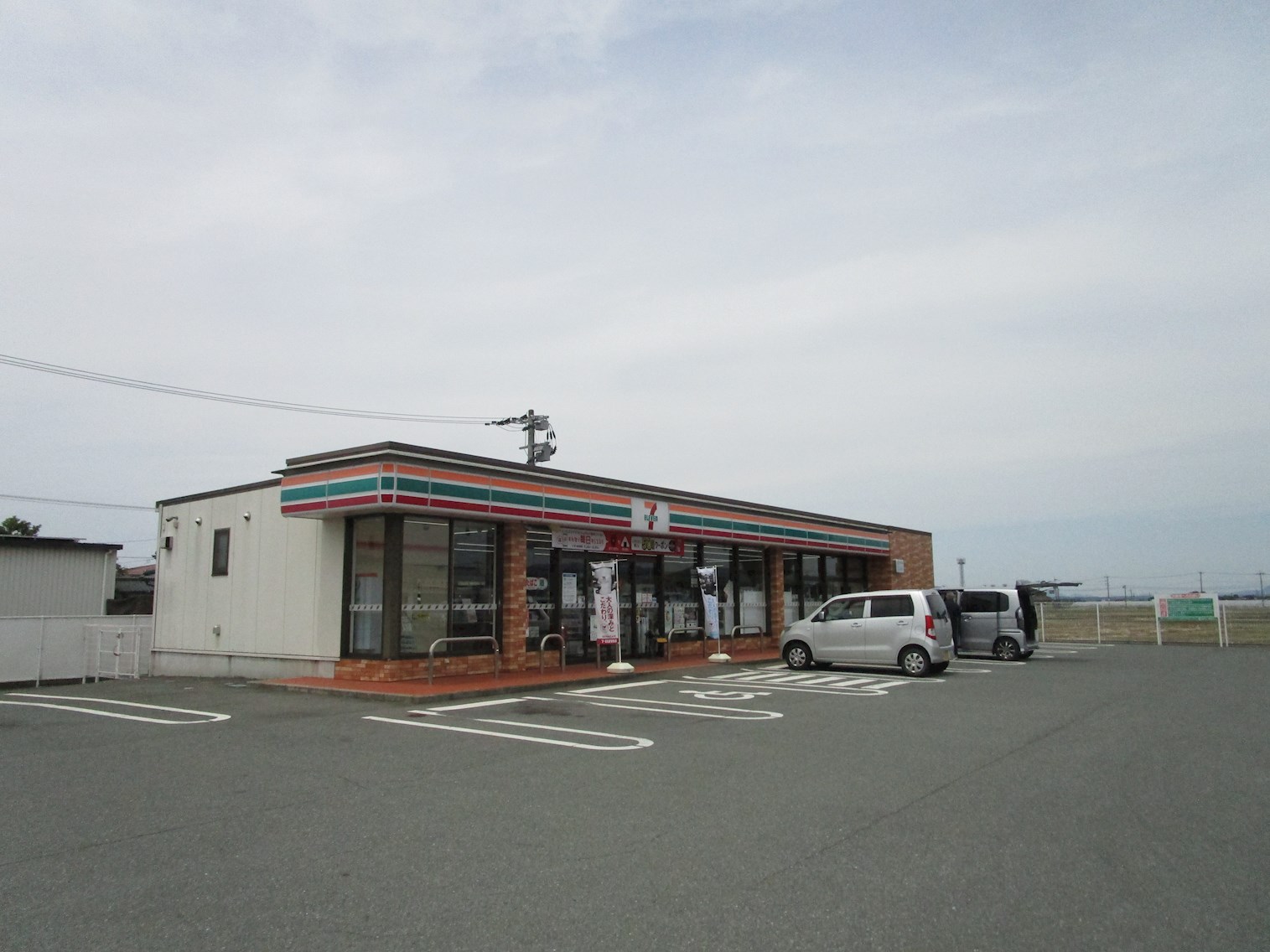コンフォート菊池 コンビニ