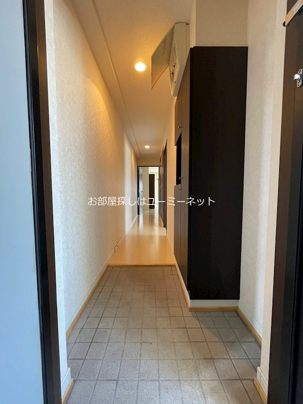 アヴニール 玄関
