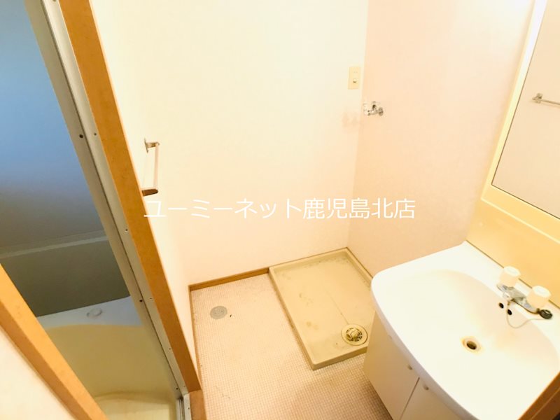 コンヴェニーレ.エス その他
