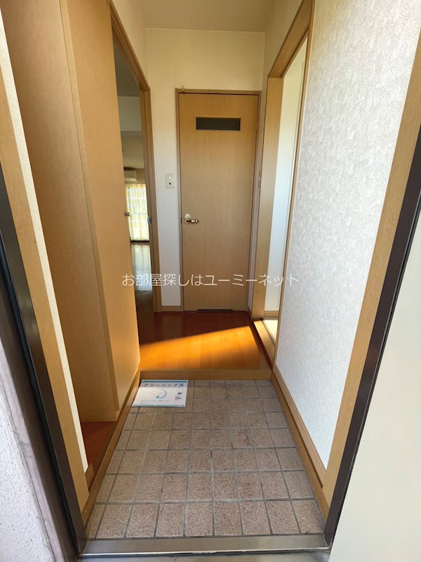 若葉ハイツ（鹿児島） 玄関
