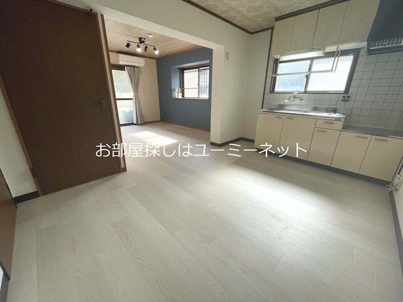 エンプロイ藤利 その他
