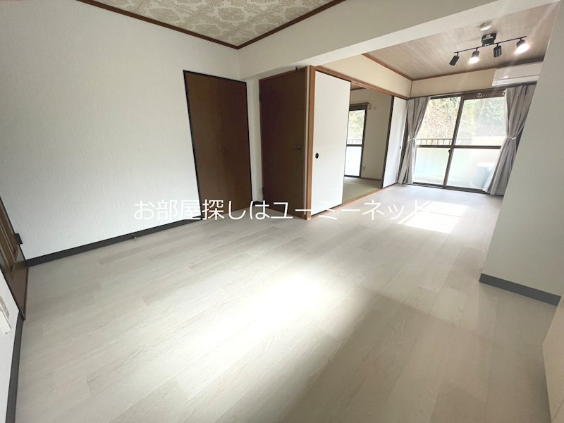 エンプロイ藤利 その他