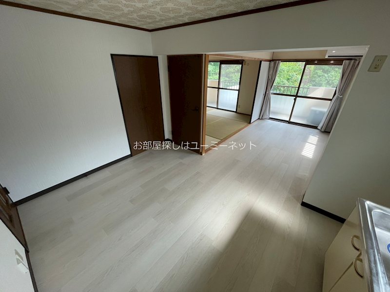 エンプロイ藤利 その他