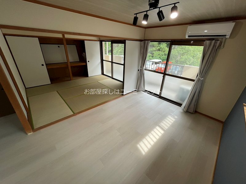 エンプロイ藤利 その他