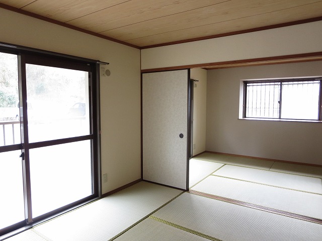 エンプロイ藤利 その他