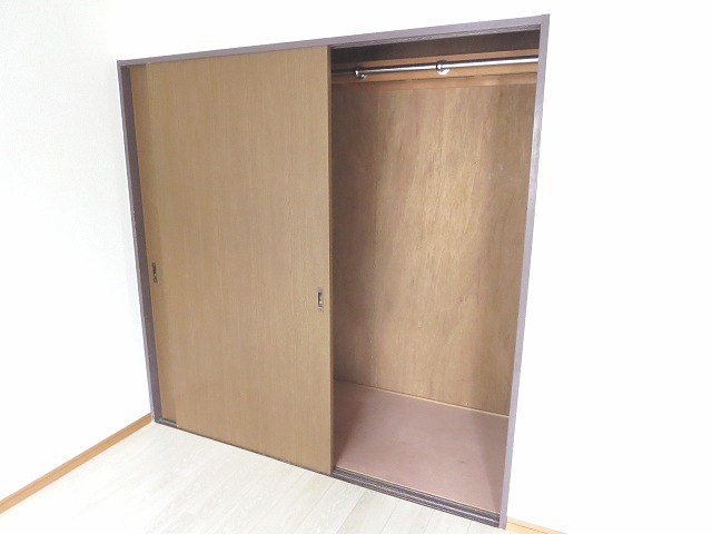 エンプロイ藤利 その他
