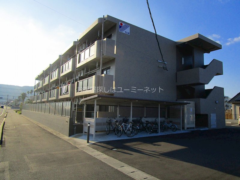 グロリオサ 外観