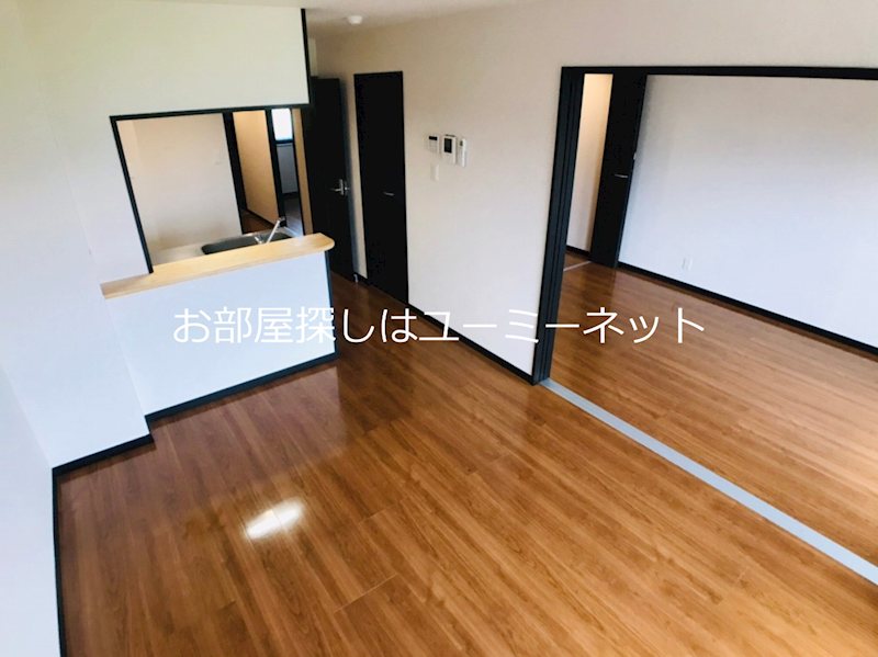 グロリオサ リビング