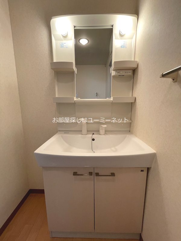 エクセレントAIRA 洗面所