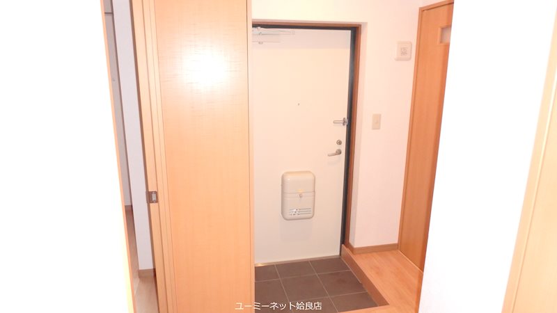アムールレスペ 玄関