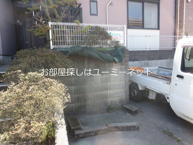 アパートメントチャルコ 駐車場