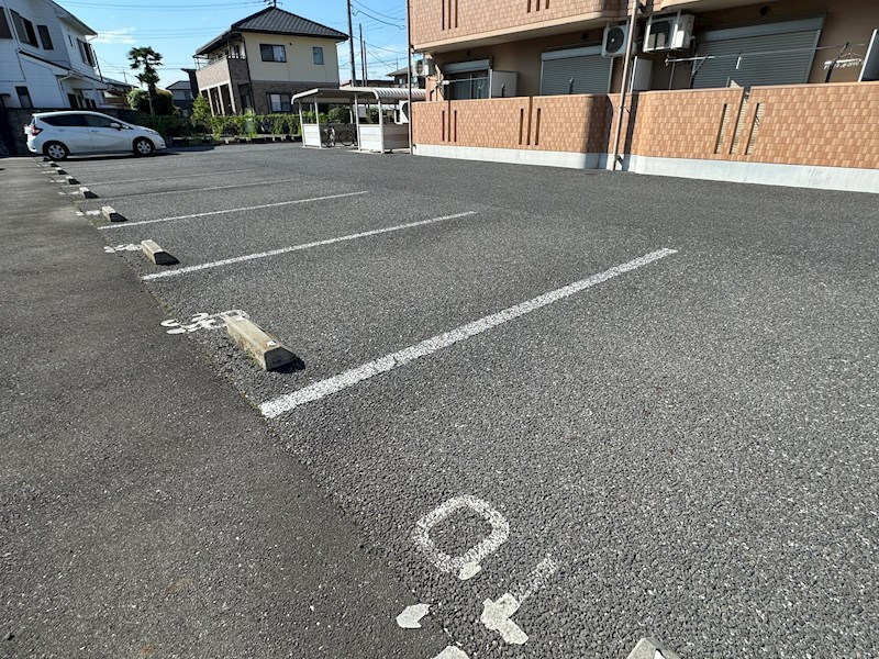 ユーミー　ボナール 駐車場