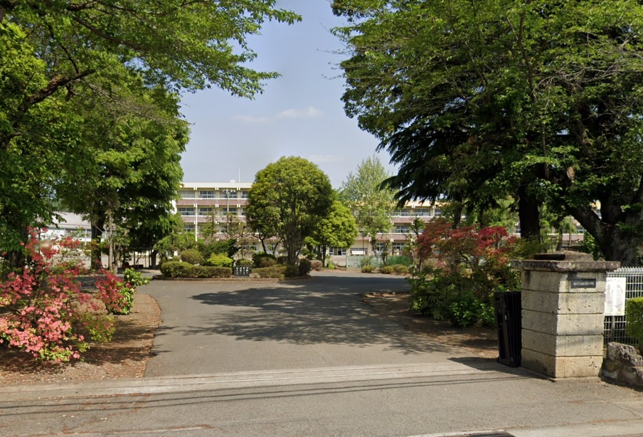 Y.M.Terauchi 小学校