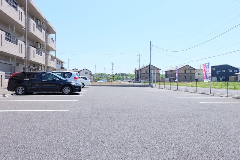 Ｙ＆Ｍメヌエット 駐車場