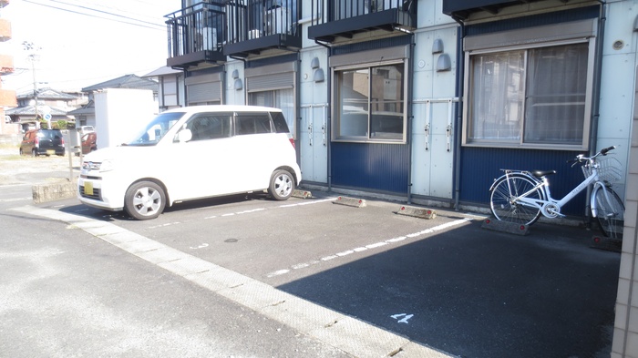 アークITO 駐車場