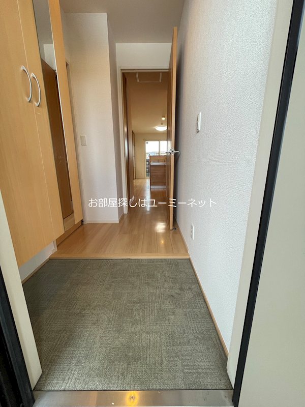 イーストヴィレッジ野口 玄関
