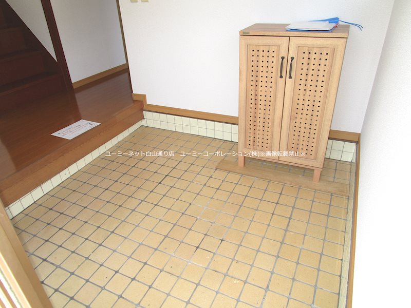 石原貸家H 玄関