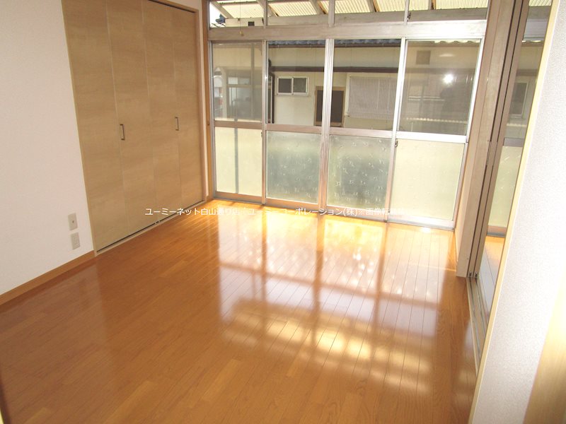 石原貸家H ベッドルーム