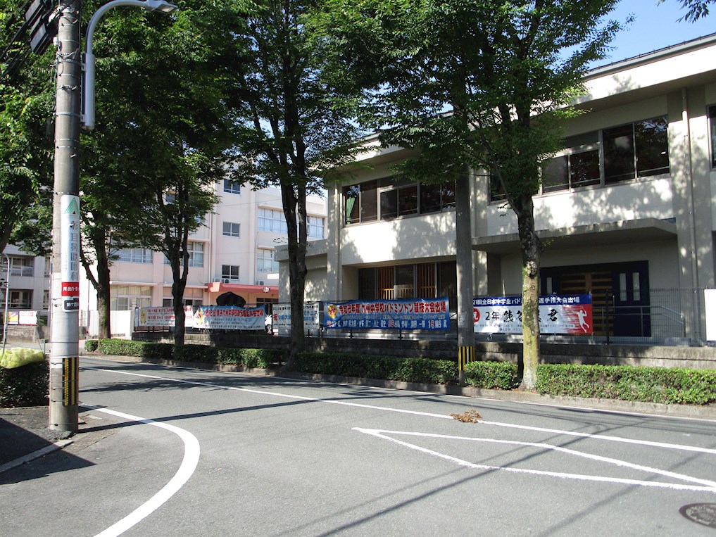 石原貸家H 中学校