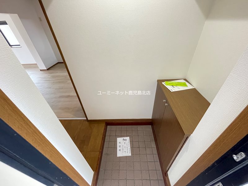 アルカザールB棟 玄関