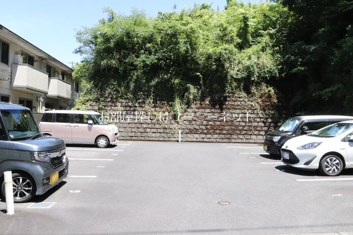 Sunflower hills 駐車場