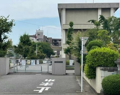 アージュ今泉 小学校