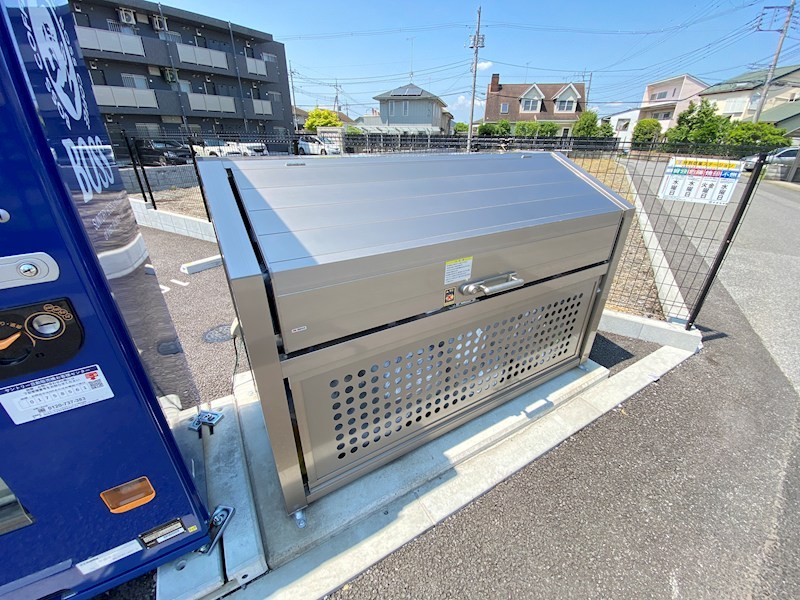 crea　M その他