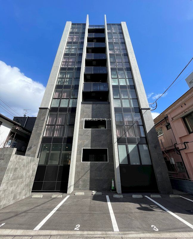 ＬＡＮＤＭＡＲＫ　ＮＩＳＨＩＤＡ　ＨＯＮＤＯＲＩ 外観