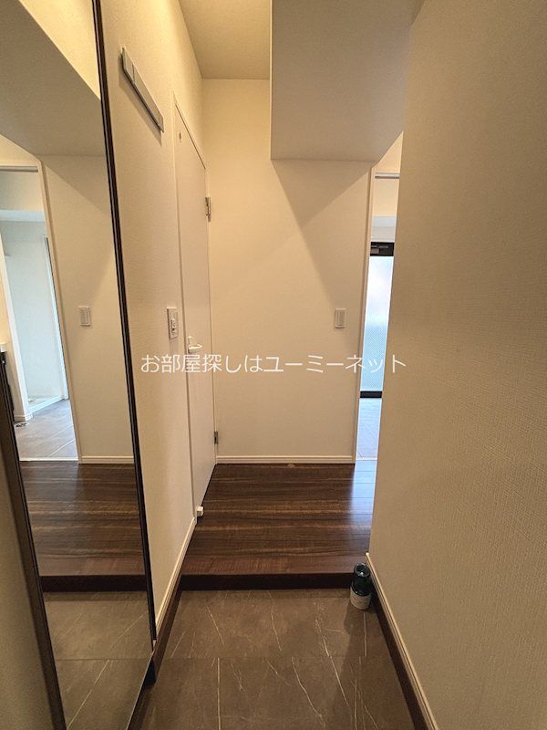 ＬＡＮＤＭＡＲＫ　ＮＩＳＨＩＤＡ　ＨＯＮＤＯＲＩ 玄関