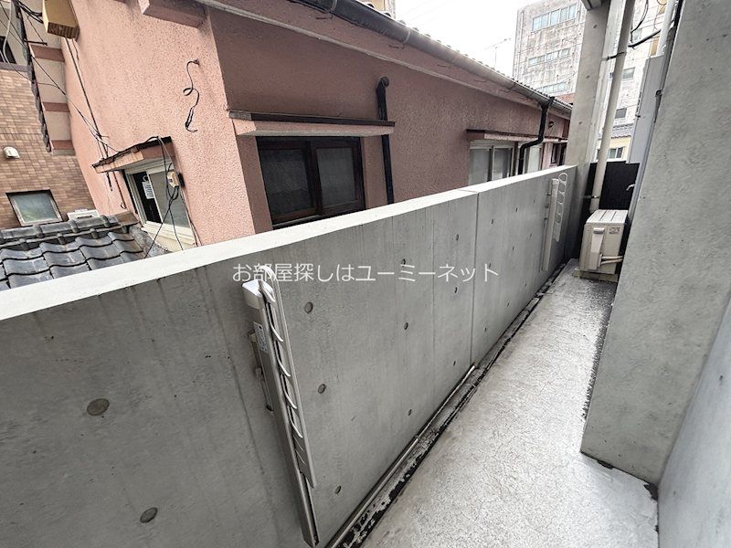 ＬＡＮＤＭＡＲＫ　ＮＩＳＨＩＤＡ　ＨＯＮＤＯＲＩ ベランダ