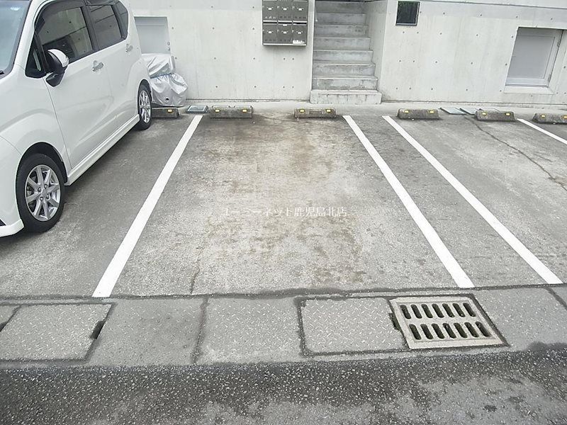 アイル鹿児島 駐車場