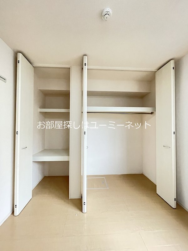 シャイン R 収納