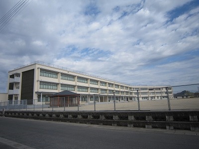 エルグランド 小学校