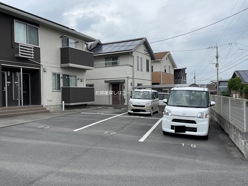 アルページュ　北 駐車場