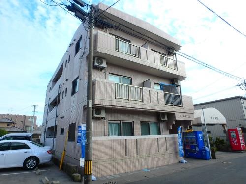 アーネスト下荒田  その他
