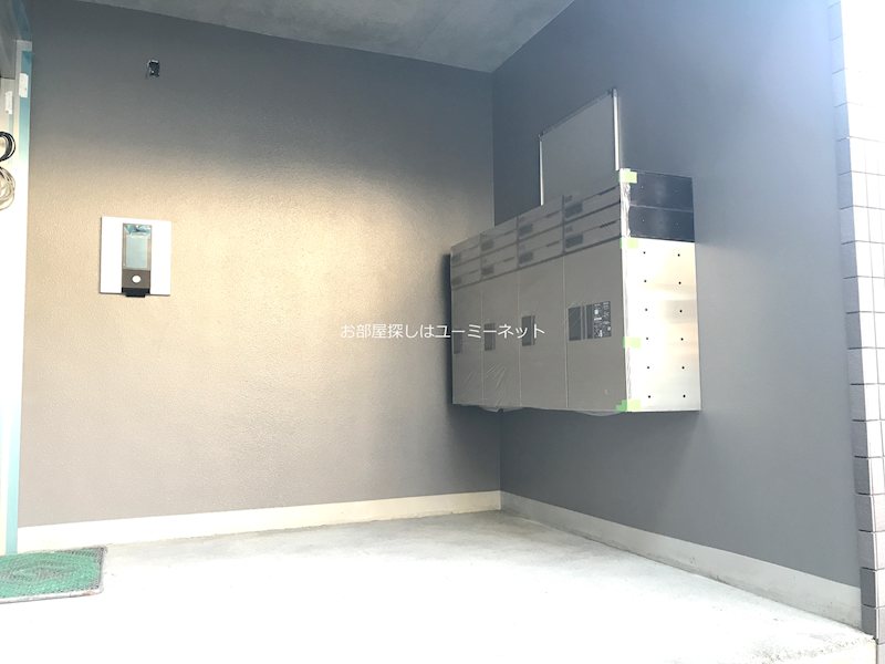 アベニール荒田 エントランス