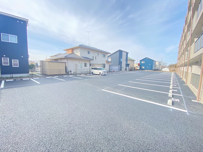 サンホープ長田 駐車場