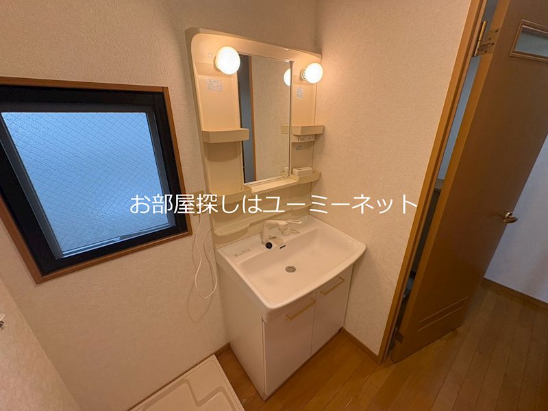 アムールF 洗面所