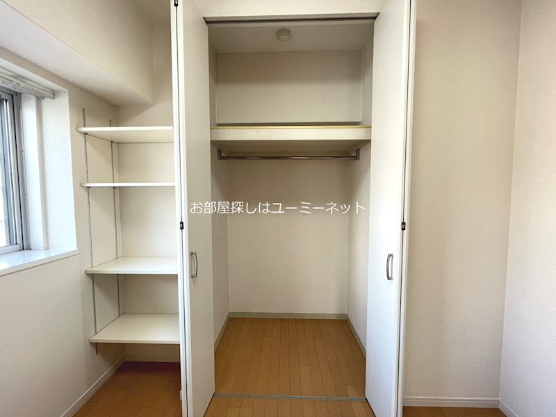 ネオアクシス中央町 収納