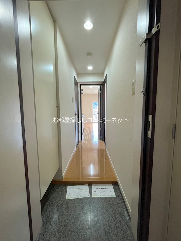 ネオアクシス中央町 玄関