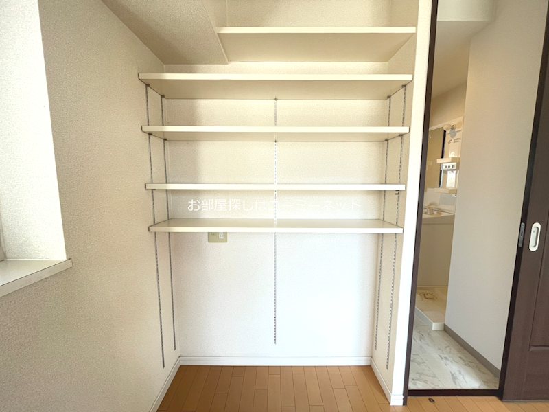 ネオアクシス中央町 その他