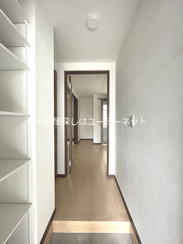アールエス真砂 玄関