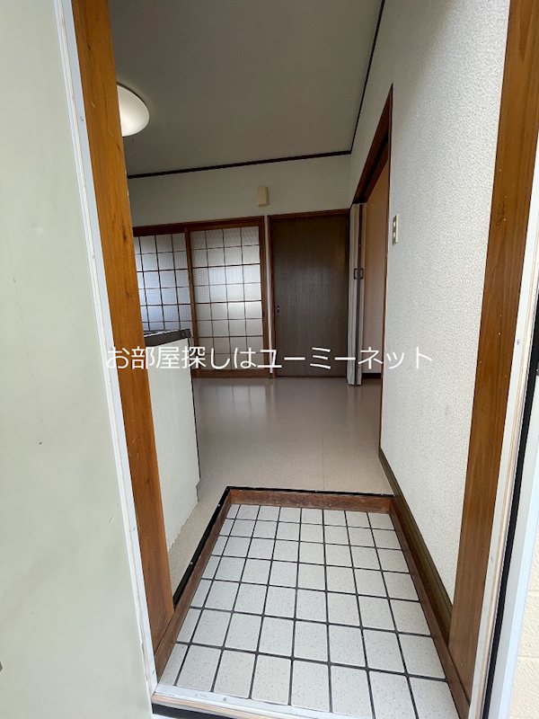 鹿児島県姶良市西餅田 玄関